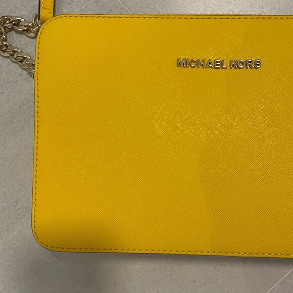 Michael Kors Sunflower Yellow Jet Set Travel East West Leather Crossbody - Picture 2 of 9